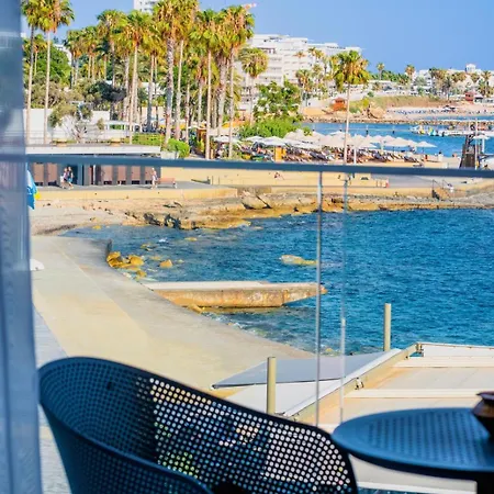 דירה The Ocean - Luxury At The Harbor Paphos